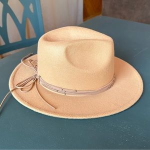 NWT Camel Flat Brim Hat